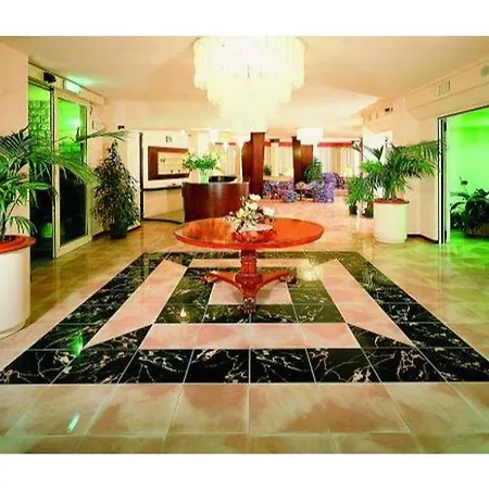 Fenice 4*
